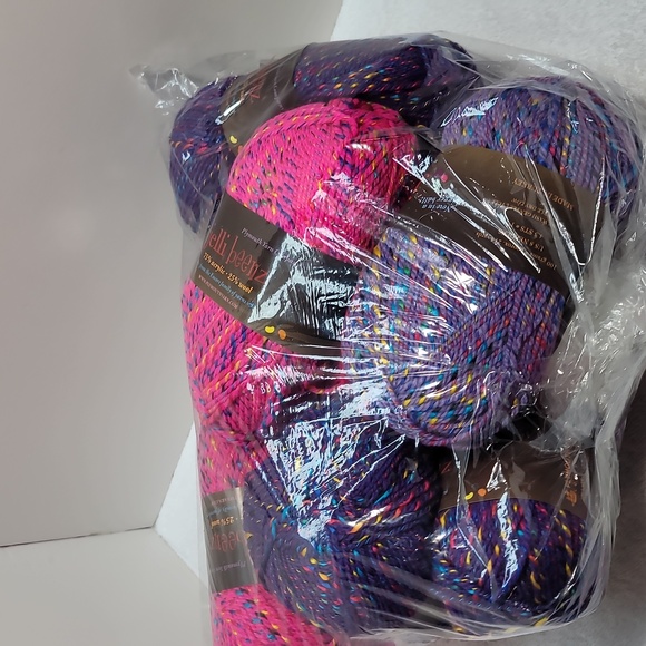 Plymouth yarn company Jelli Beens 2954 kids poncho NIB - Picture 2 of 7